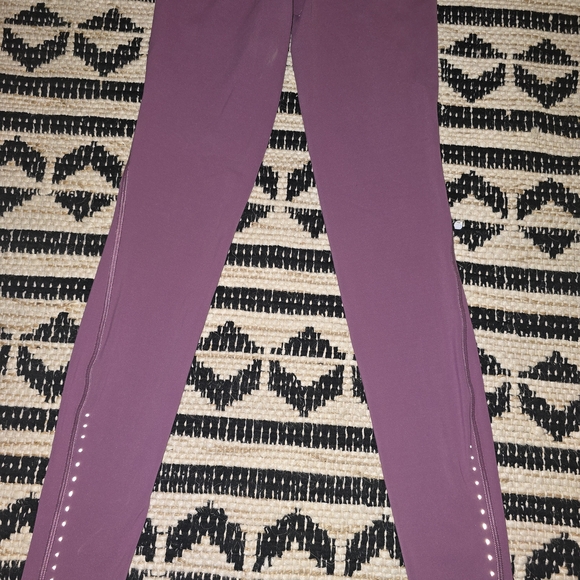 Lululemon Athletica Mauve High-Rise Leggings - Picture 2 of 5